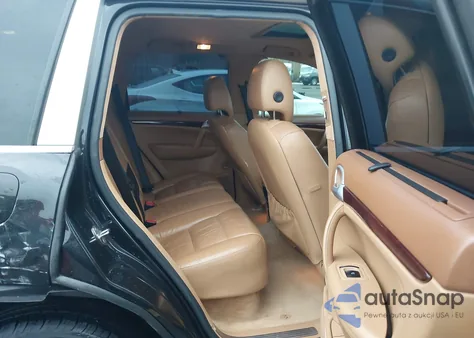 2005 Porsche Cayenne Turbo z USA, uszkodzony, nr VIN WP1AC29P55LA90449